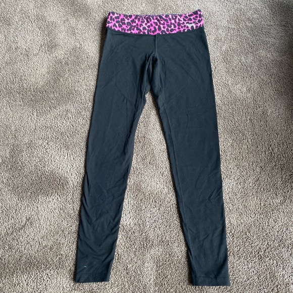 Pink leggings